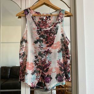 Sleeveless Top